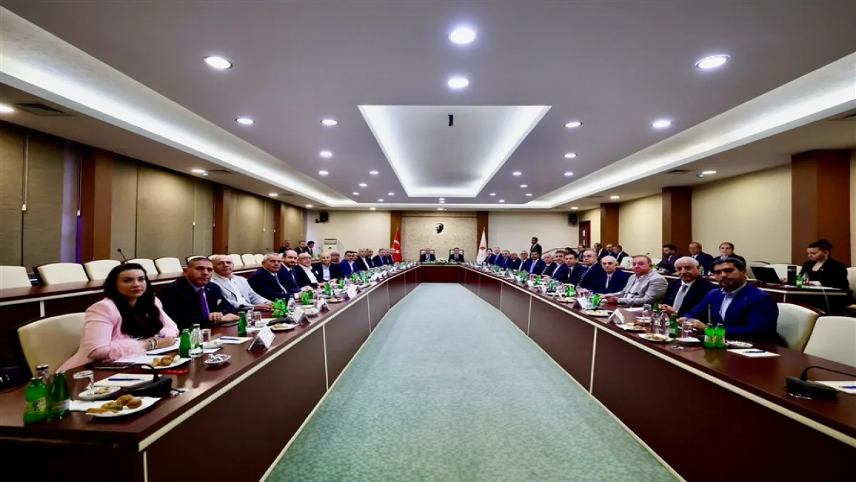 Bekir Tosun Bakan Yumaklı ve Bakan Bolat İle Birlikte Buğday Zirvesine Katıldı