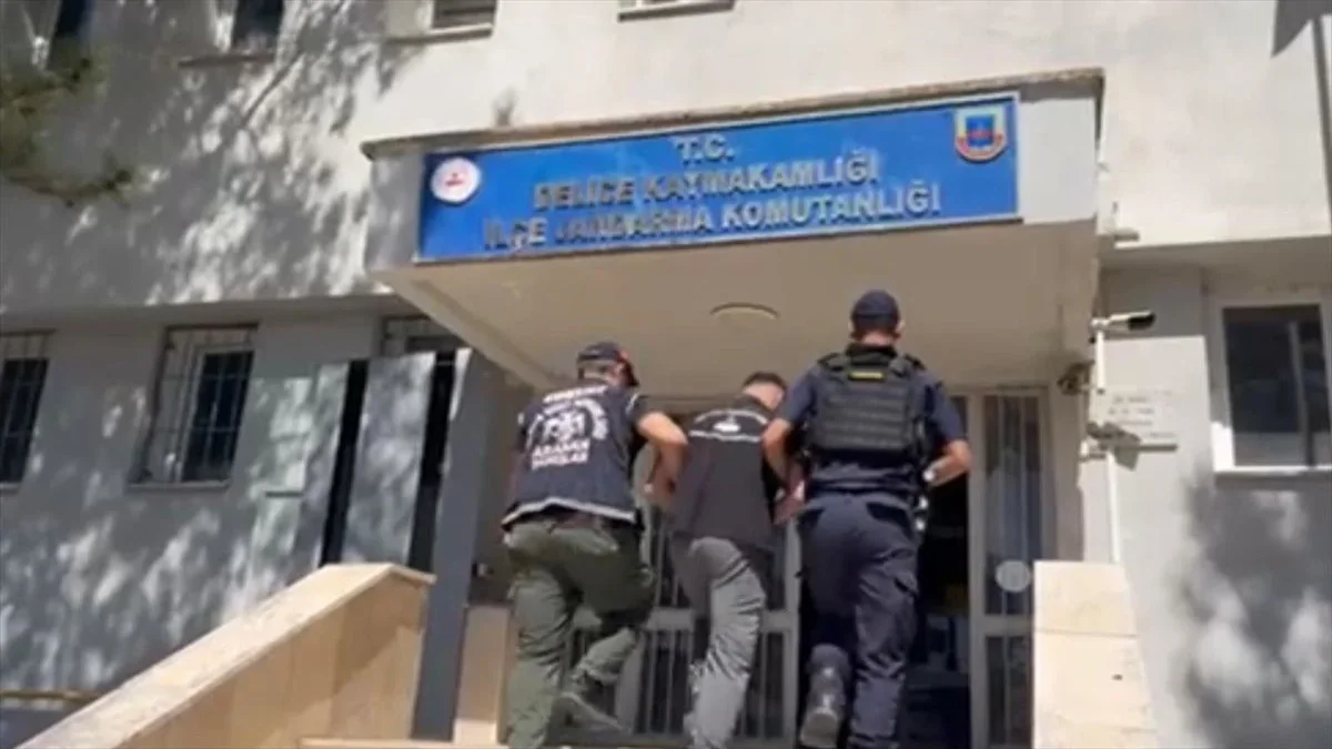 Kırıkkale’de 16 Yıl 4 Ay Hapis Cezası Bulunan Cezaevi Firarisi Yakalandı