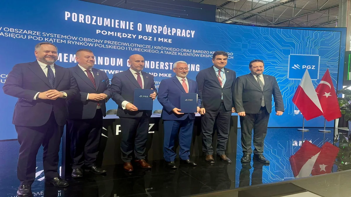 Polonya ile Hava Savunma Alanında Stratejik İş Birliğine İmza Atıldı