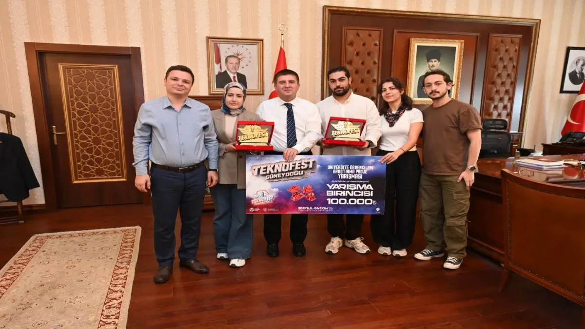 TEKNOFEST Türkiye Birincisi SİRİUS Takımı’na Vali Sarıibrahim’den Tebrik