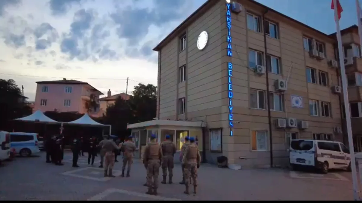 Yahşihan 2. Dalga Operasyonda Gözaltına Alınan 9 Şüpheli Adliyeye Sevk Edildi