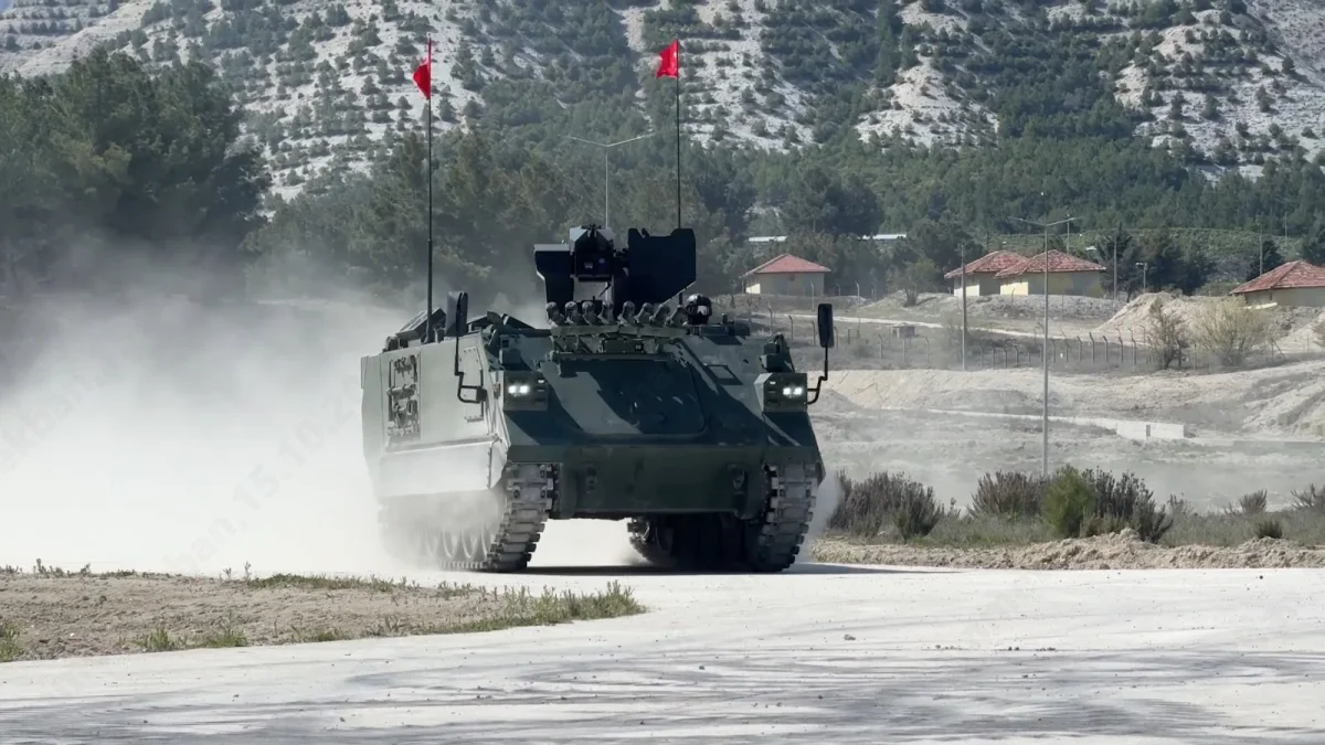 3 Adet elektrikli zırhlı personel taşıyıcısı TSK envanterinde