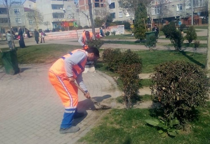 BELEDİYEDEN BAHAR TEMİZLİĞİ