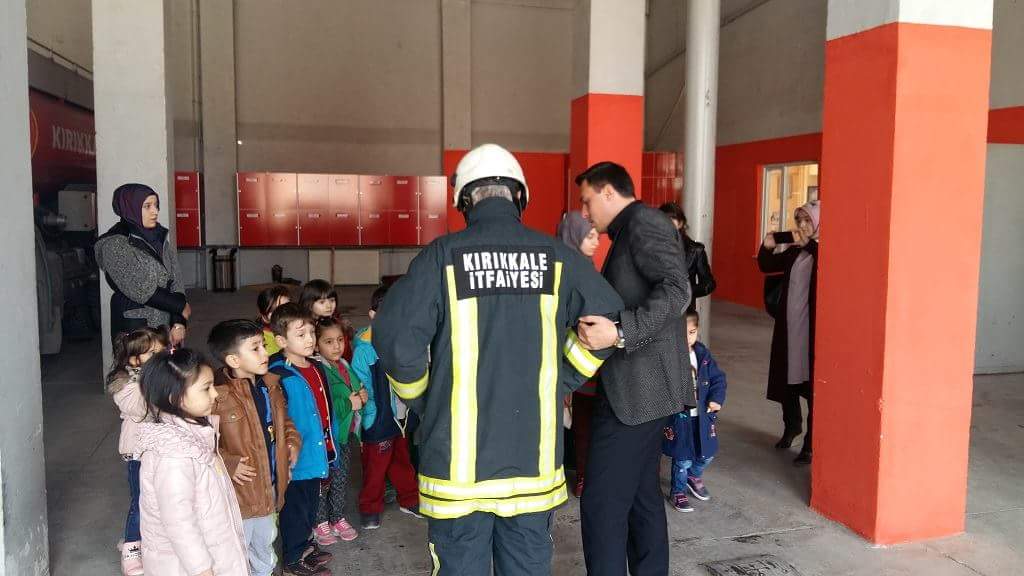 Öğrencilerden İtfaiyeye Ziyaret