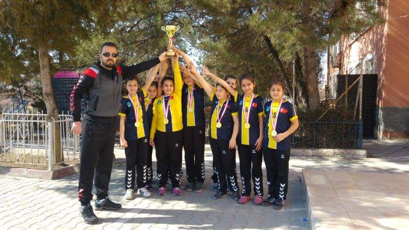 Hentbol’da Şampiyon Oldular