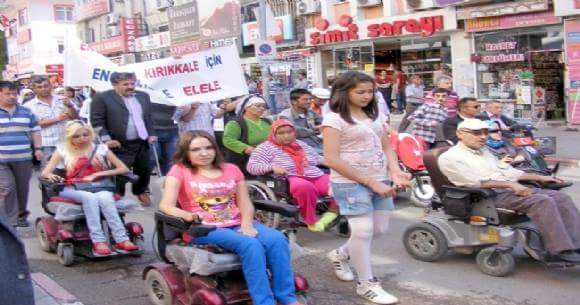 ENGELSİZ DÜNYA İÇİN YÜRÜYÜŞ