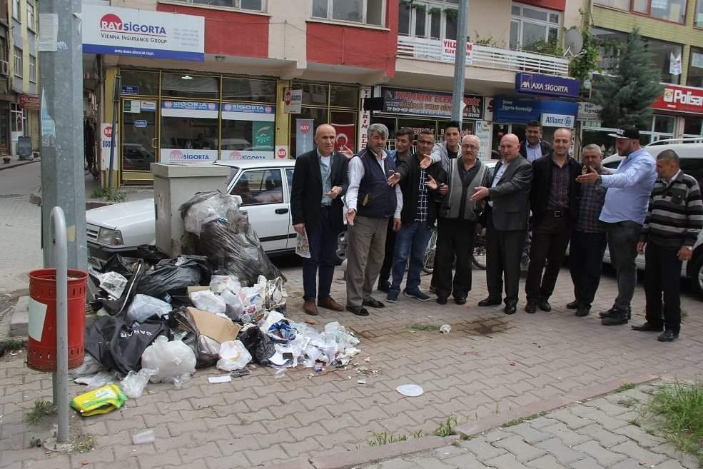 ESNAF KOKUDAN ŞİKAYETÇİ
