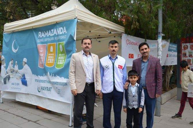 37 Ülkeye İftar Sofrası