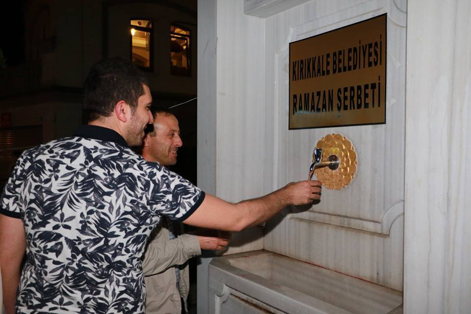 Nur Çeşmesinden Ramazan Şerbeti İkramı