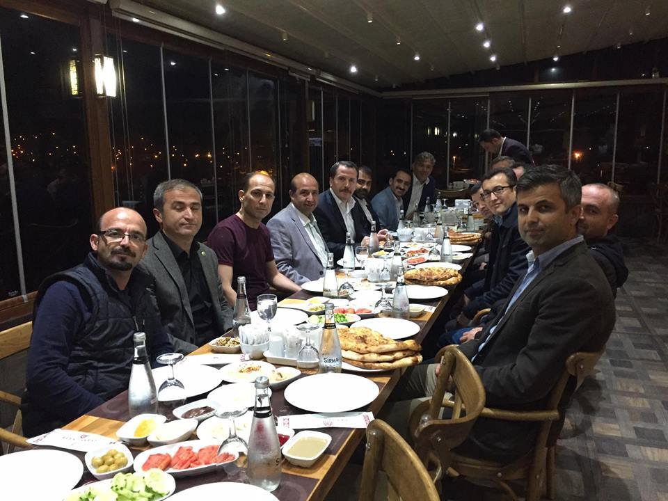 Memur-Sen Genel Başkanı Ali Yalçın Sahur Yaptı