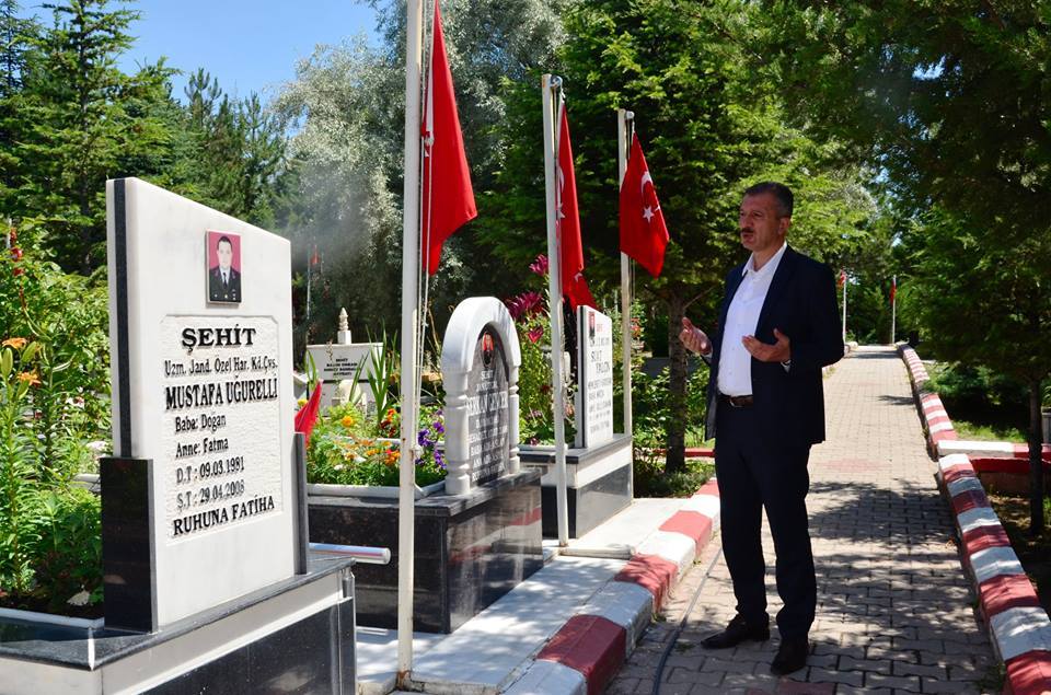 Öztürk;Herşeyi Aziz Şehitlerimize Borçluyuz