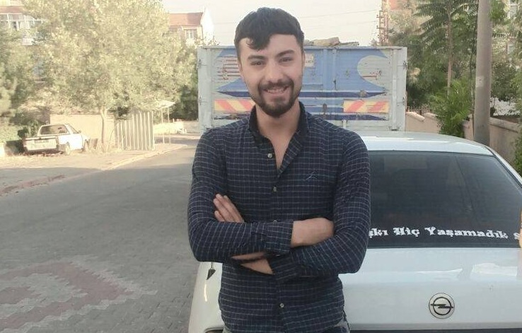 Gözyaşları ve Dualarla Defnedildi