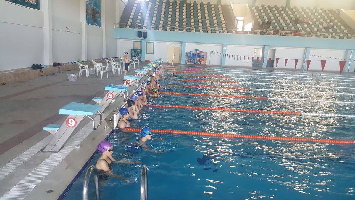 YAZ SPOR OKULLARINDA EĞLENCELİ İDMANLAR