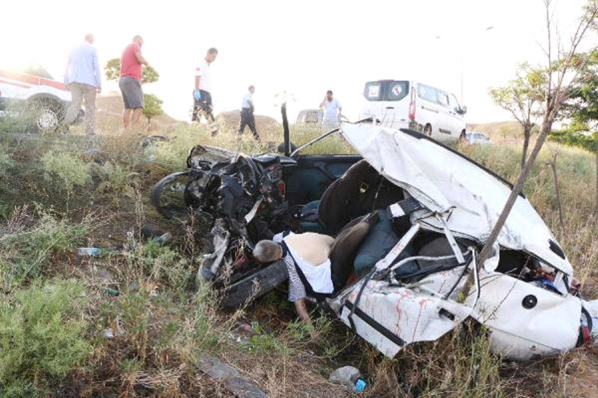 Hatalı Sollama 1 Ölü 2 Yaralı