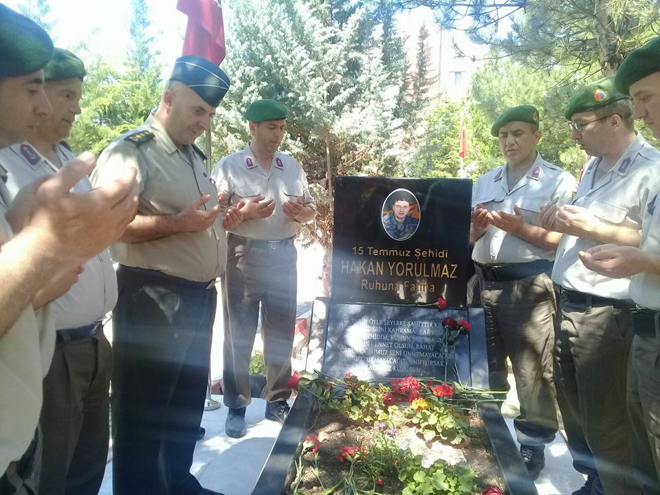KIRIKKALE HALKI KOMUTANINA SAHİP ÇIKIYOR
