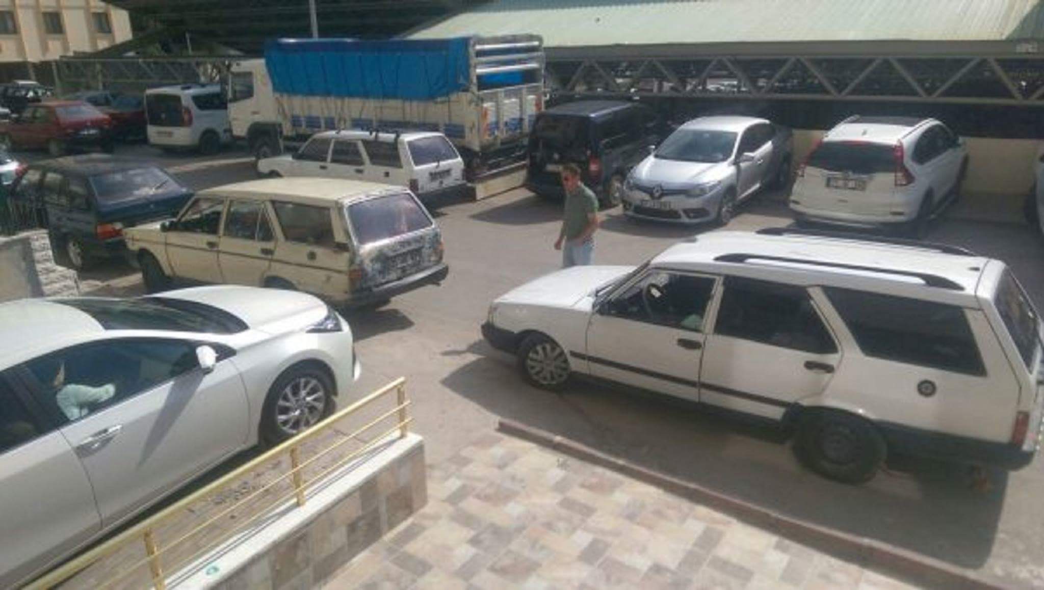 Vatandaş Evinden SOKAĞA Çıkamıyor