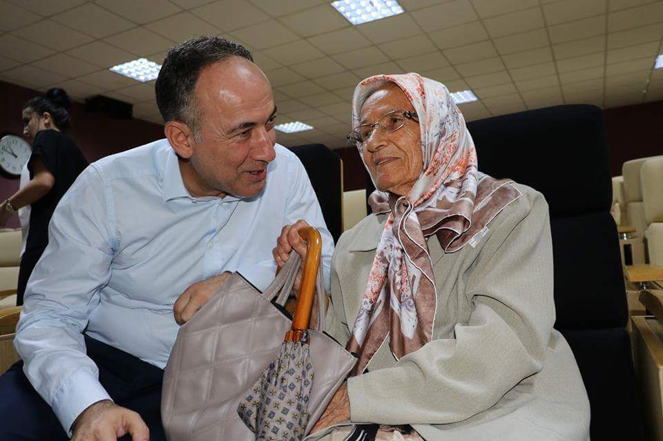 Saygılı Halk Gününde Vatandaşları Dinledi