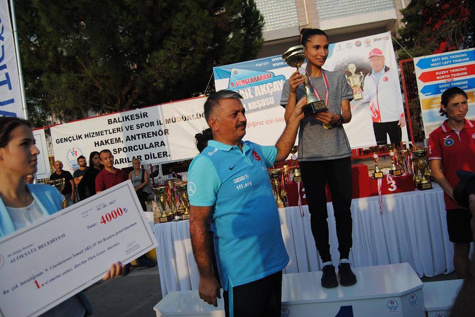 Esma Aydemir Birinci Oldu