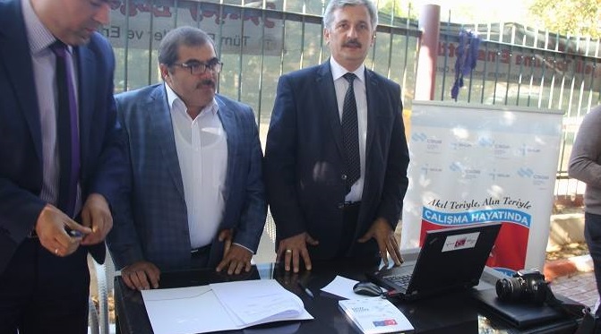 Engelsiz Kafe’de Garsonluk Kursu Açıldı