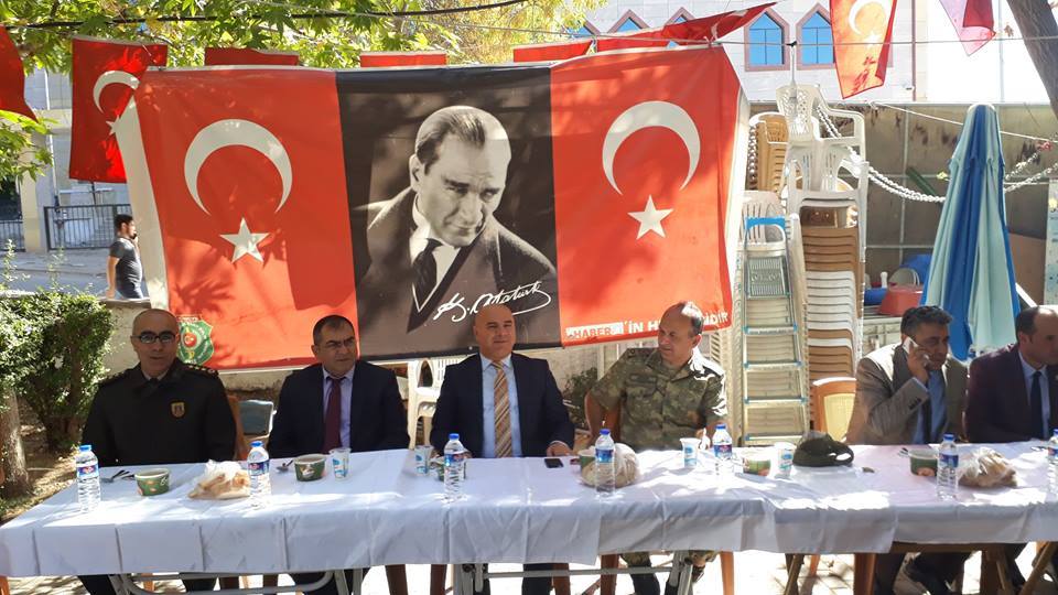 Şehit Aileleri ve Gaziler Aşure Dağıttı
