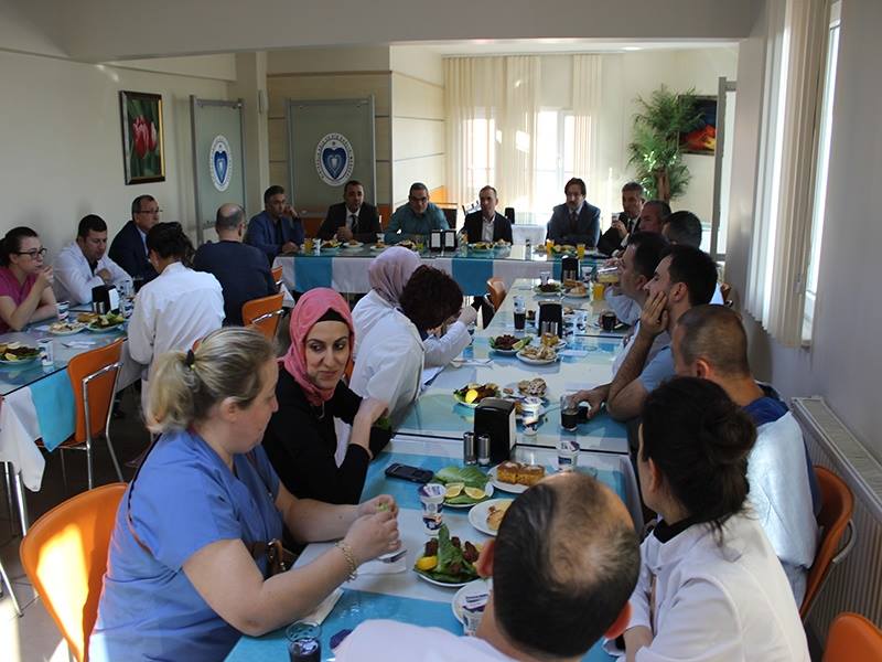 AĞIZ VE DİŞ SAĞLIĞI BİLİNCİNİ KAZANDIRMALIYIZ