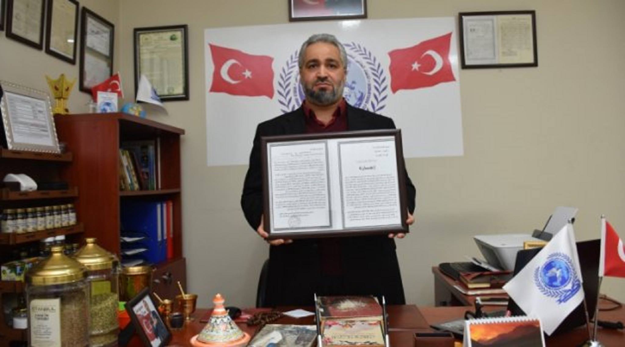 Danışmanlık Bürosu Açtı