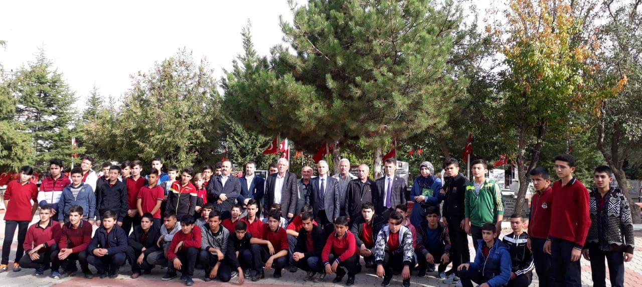 Öğrencilerden Şehit ve Gazi Derneği Ziyareti