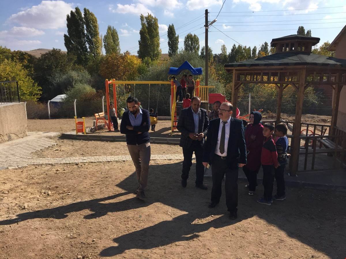 KESKİN’DE KÖYLERE 19 ÇOCUK OYUN PARKI YAPILDI