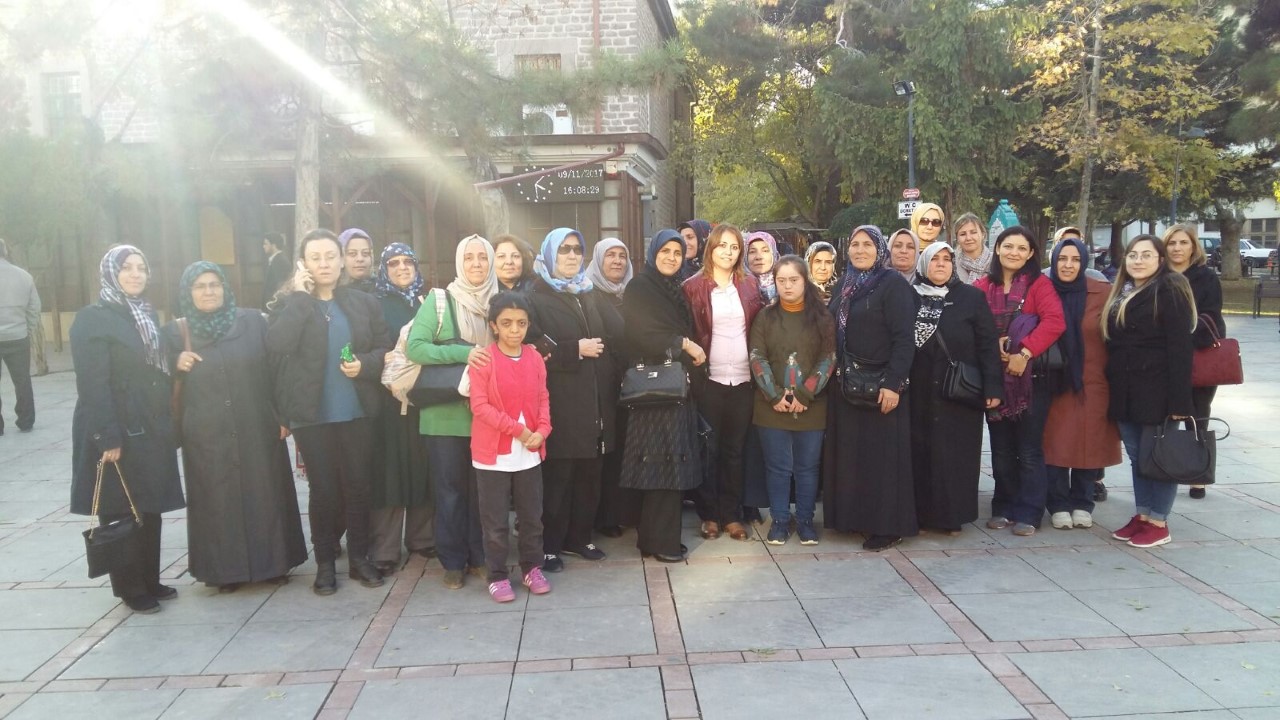 KONYA’YA DÜZENLENEN GEZİ ŞEHİT AİLELERİNİ MUTLU ETTİ