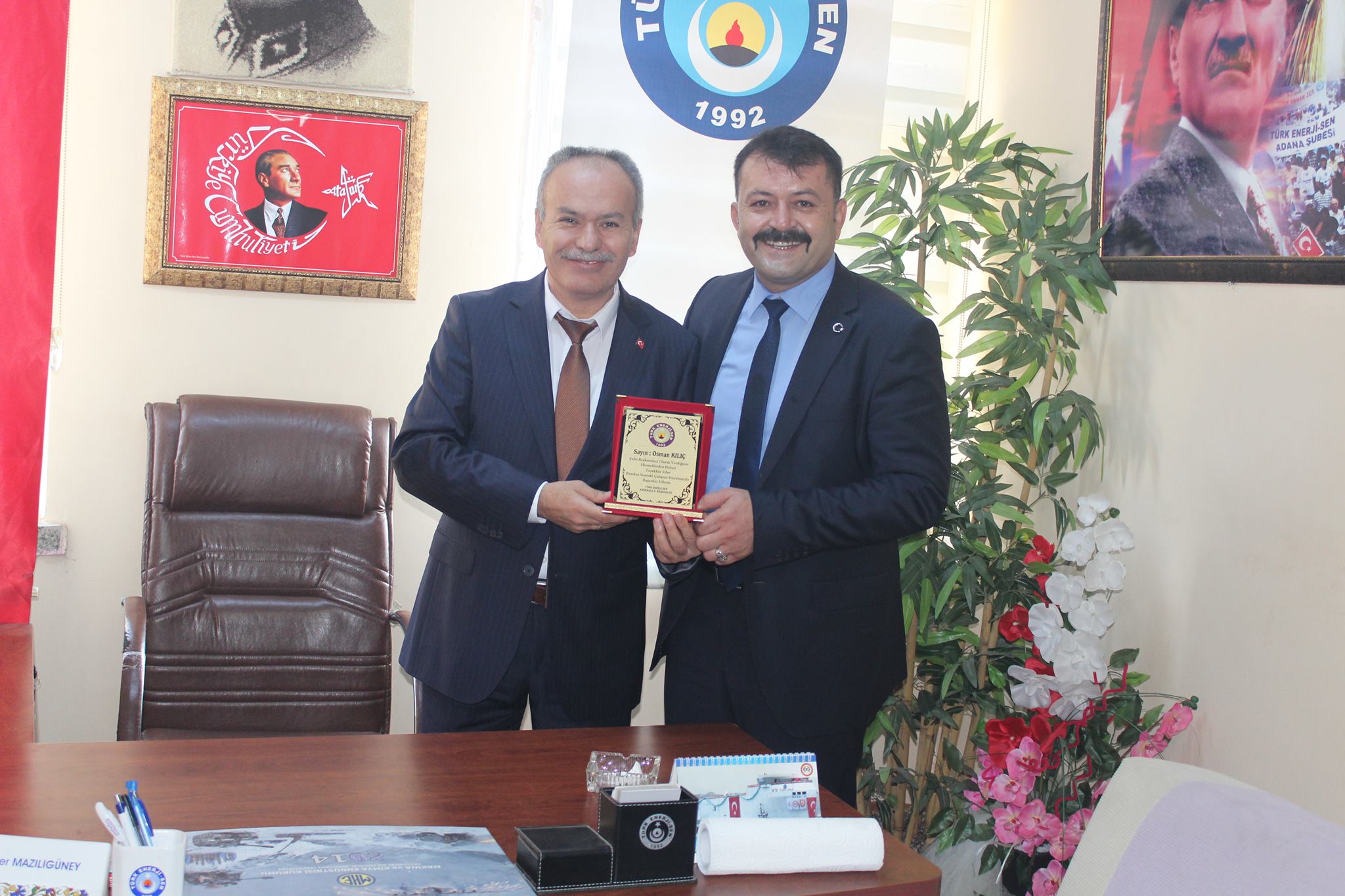Mazılıgüney’den Kılıç’a Plaket