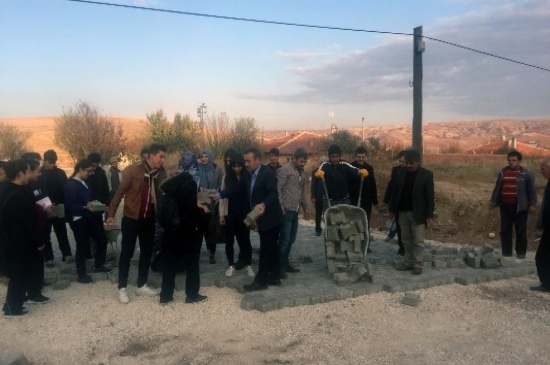 Sulakyurt İlçe Halkı Hep Birlikte Yol Yapıyor
