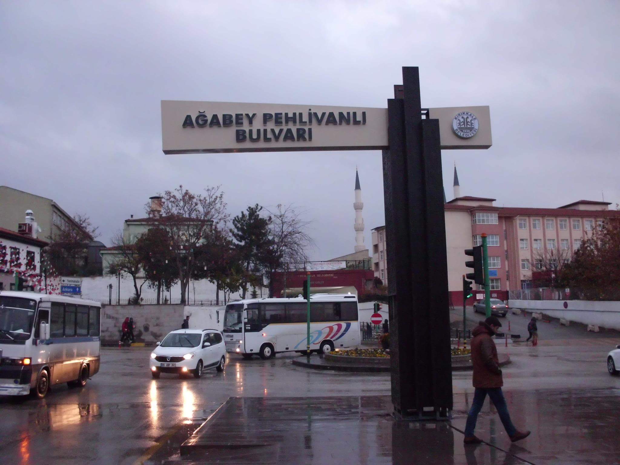 Ağabey Pehlivanlı İsmine Yakışır Tabela