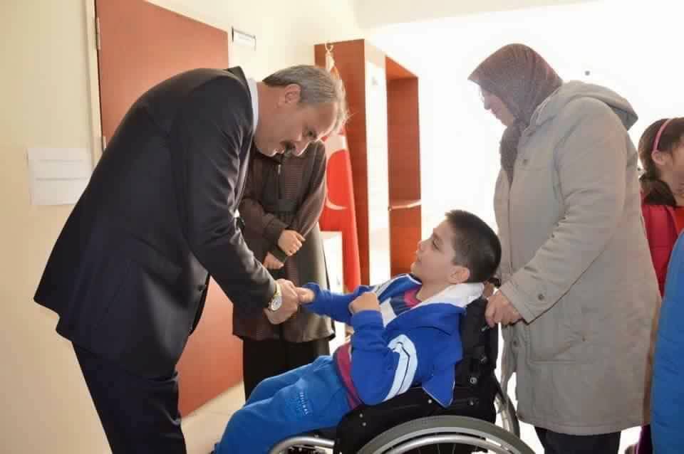 Başkan Sungur; Engelleri Ortadan Kaldırıyoruz