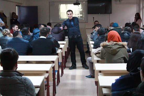 Ressam Yusuf Akgün’den Empati Semineri
