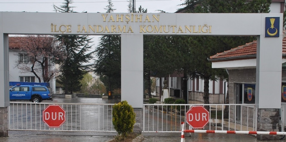 Kırıkkale’de Jandarma Minibüsü Kaza Yaptı 4 Yaralı