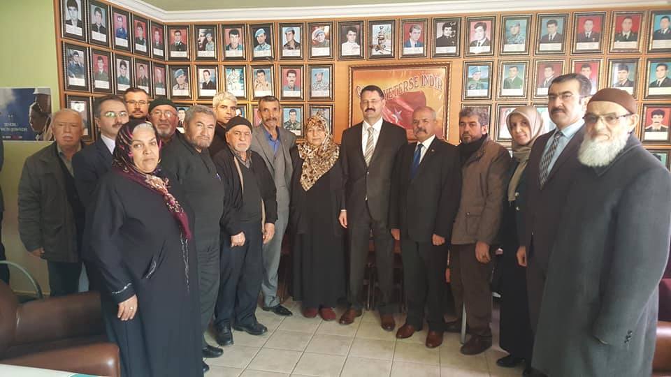Şehit Yakınlarından Sığınmacılara Yardım