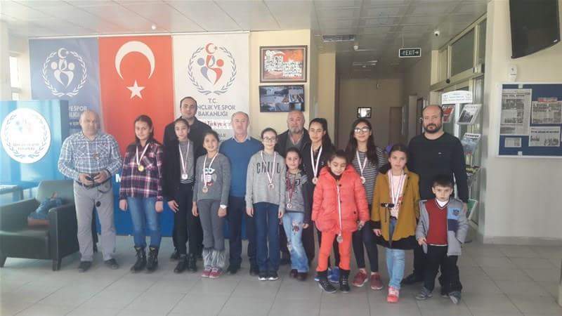 Satranç İl Birincisi Hacer Yeşilyurt Oldu
