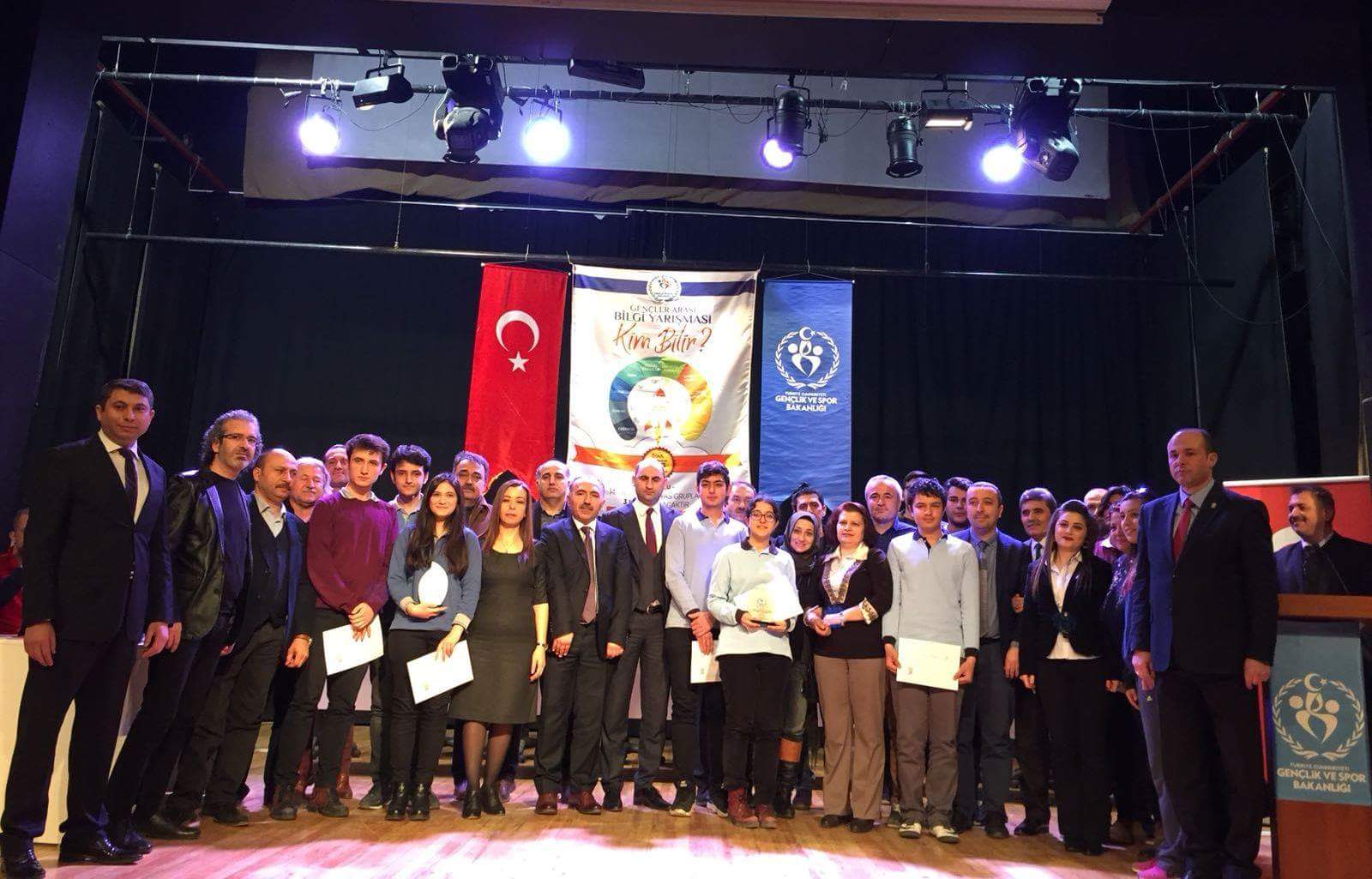 “Kim Bilir” Bilgi Yarışması’nda Fen Lisesi İl Birincisi
