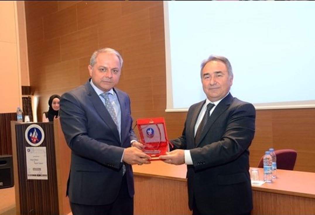 Müslümanlar Olarak Aklı Yeniden Keşfetmek Zorundayız