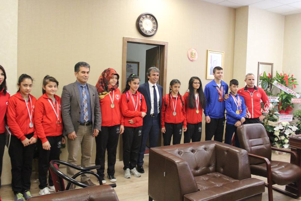 Tüfekçi Şampiyonları Kabul Etti
