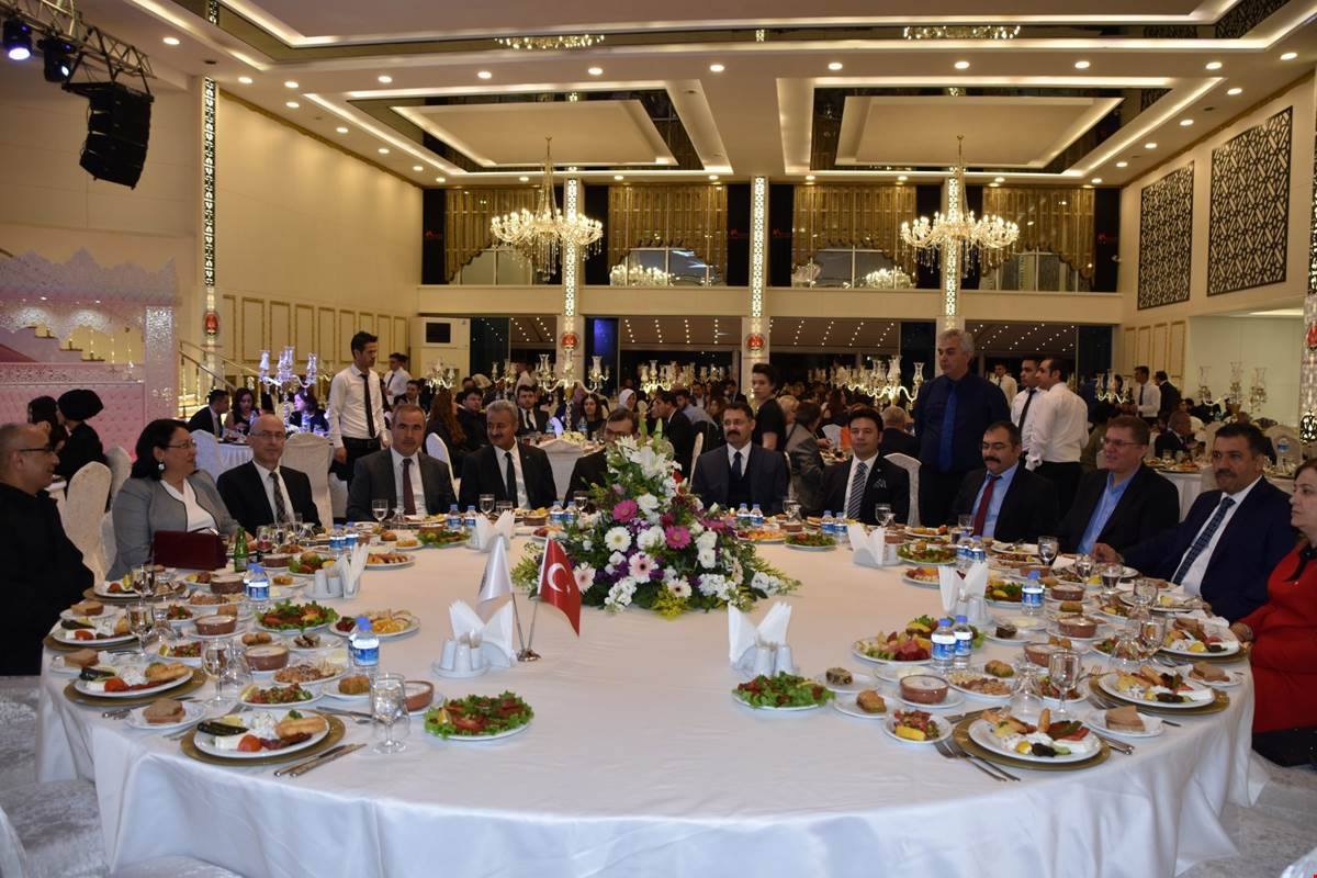 Çakır, Avukatlık Kanunu Acilen Çıkmalı