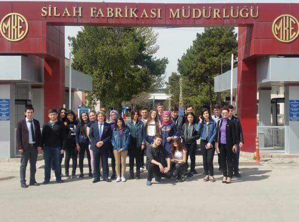 Silah Müzesini Gezdiler