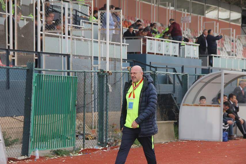 Şimşir Görevinden İstifa Etti