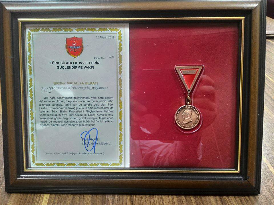 TSK Güçlendirme Vakfından Plaket