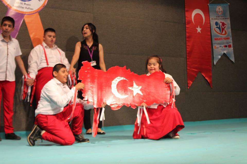 Özel Öğrenciler Büyüledi