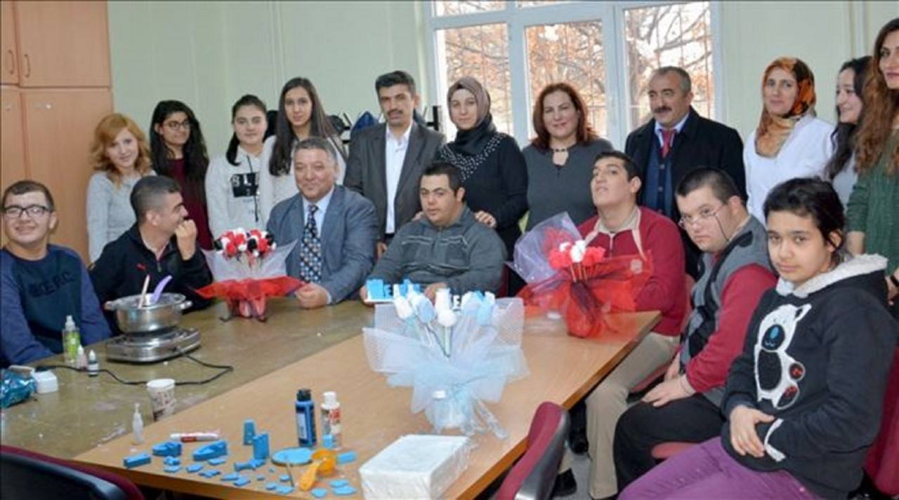ENGELLİ ÖĞRENCİLERDEN ÜRETİME KATKI