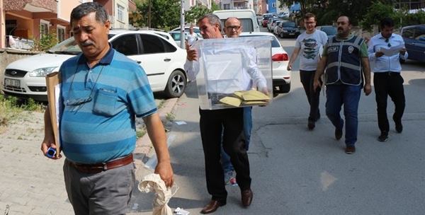 Seyyar Sandık Götürüldü