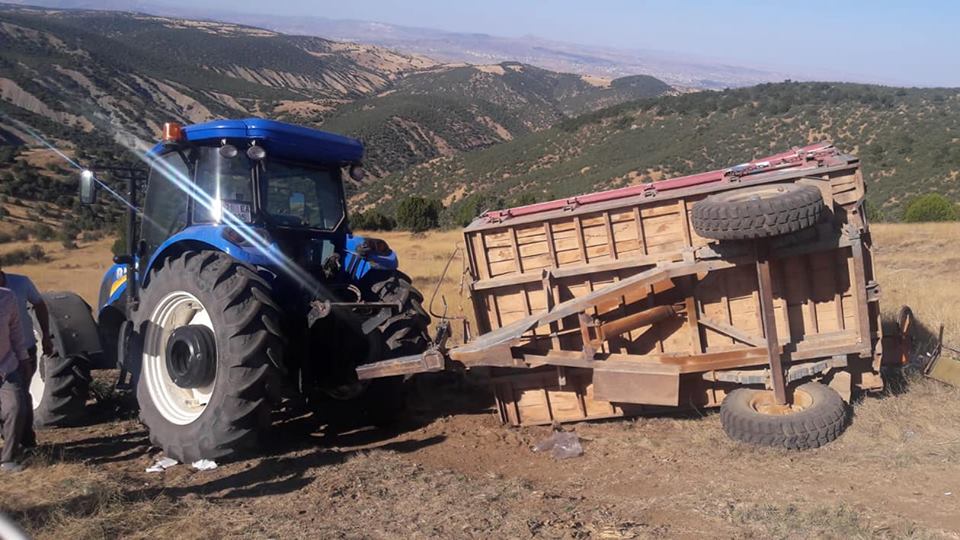 Kırıkkale’de Traktör Römorku Devrildi 2’si Ağır 20 Kişi Yaralandı