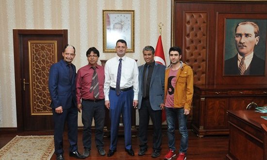 Vali’den Anlamlı Kabul