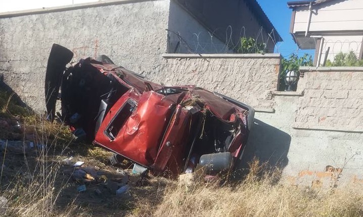 Bahşılı’da Otomobil Şarampole Yuvarlandı 4 Yaralı
